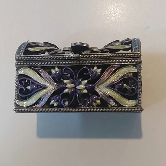 Beautiful Gemstone Hamsa Jewelry Box - Picture 4 of 6